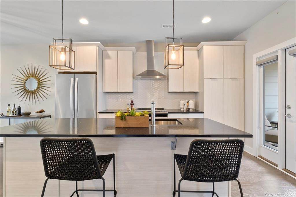 331 Uptown West Drive - Photo 1