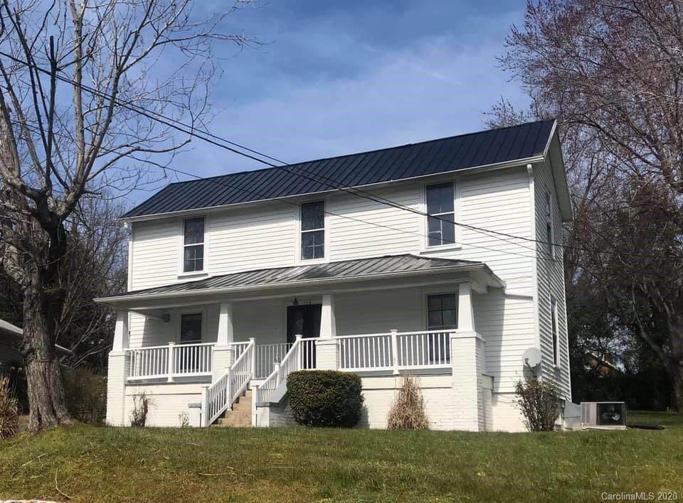 104 Chestnut Street - Photo 1