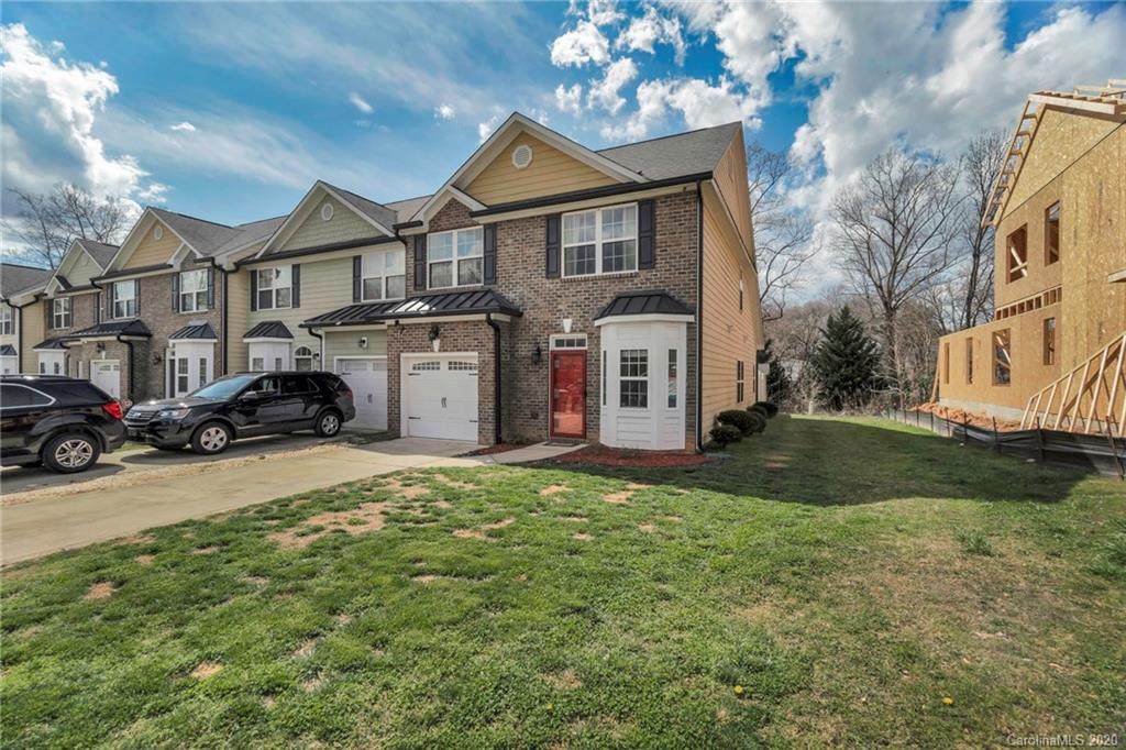 1079 Laurel Lane - Photo 1