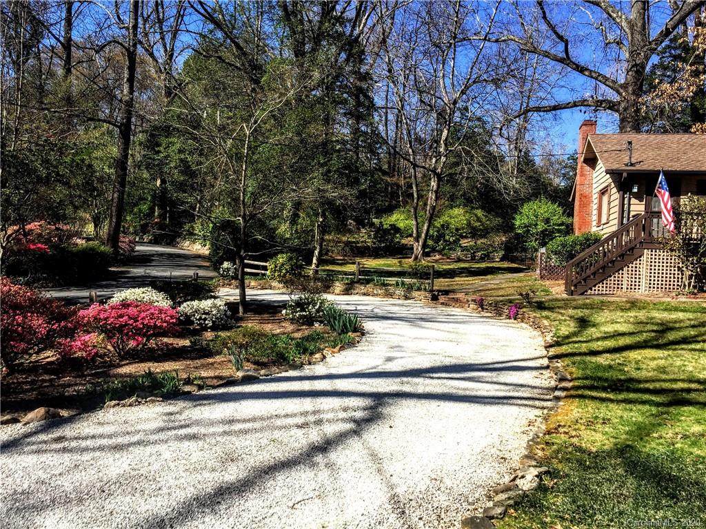 105 Melrose Lane - Photo 1