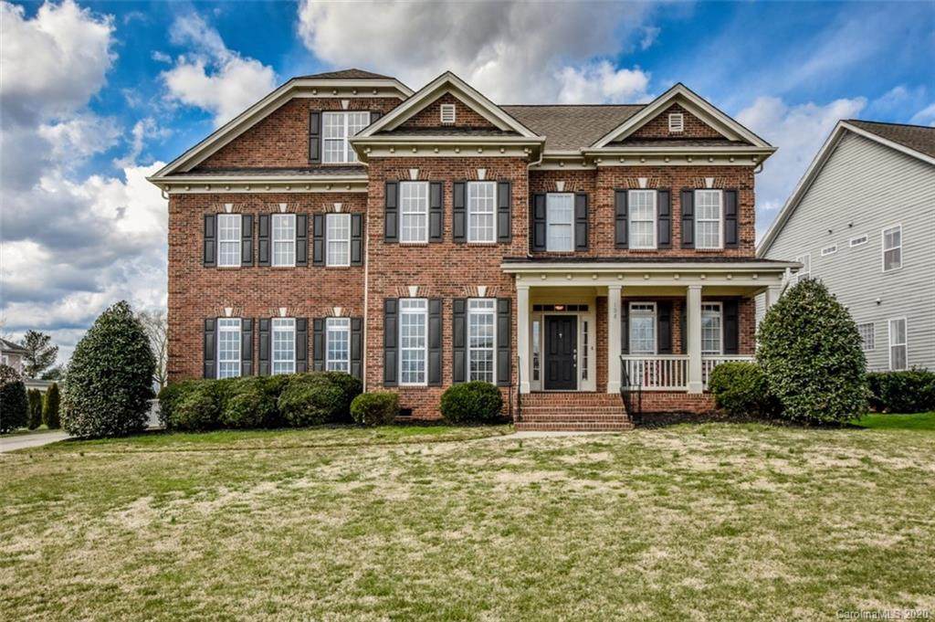 108 Fox Tail Court - Photo 1