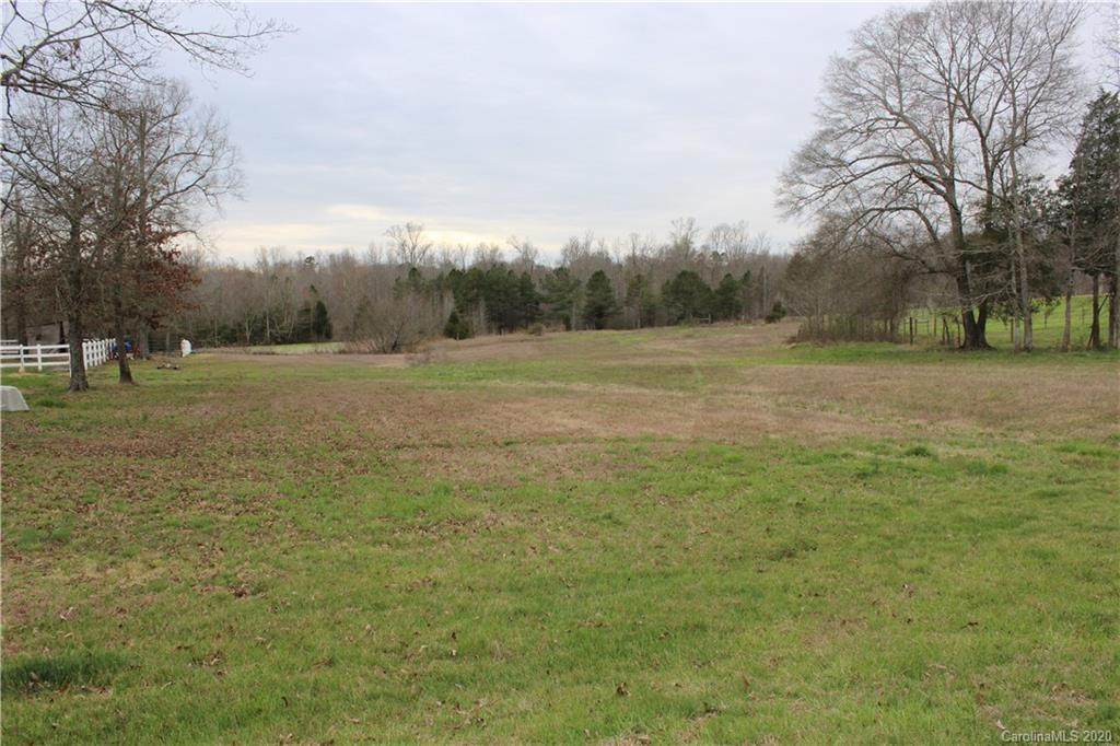8586 Haydens Way - Photo 1