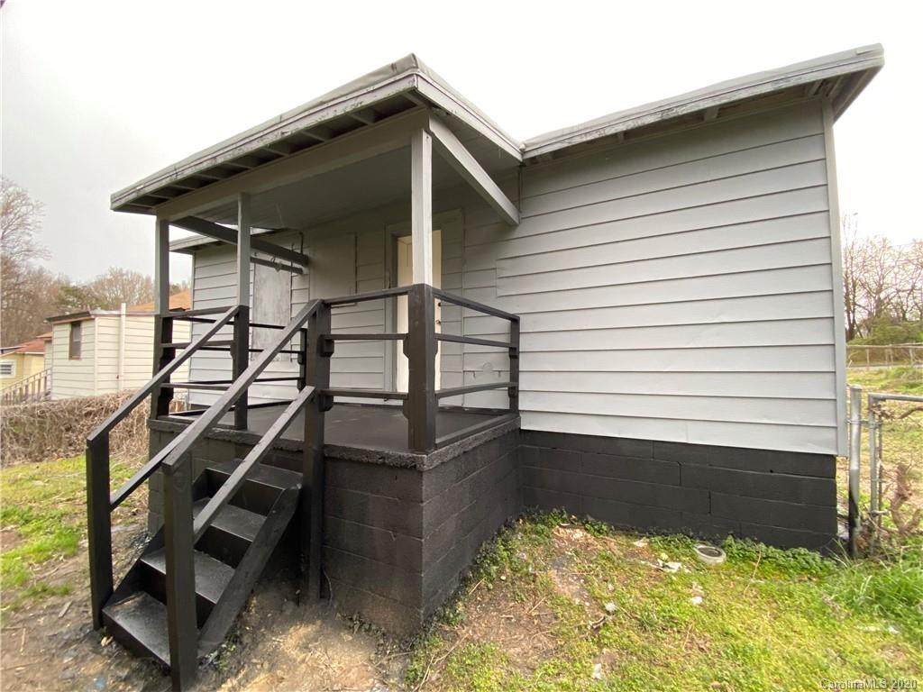 709 Myrtle Street - Photo 1