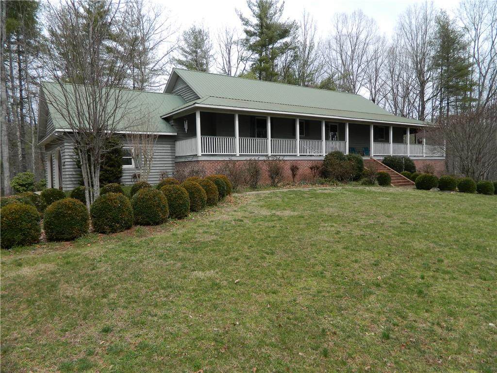 1755 Old Davis Place - Photo 1