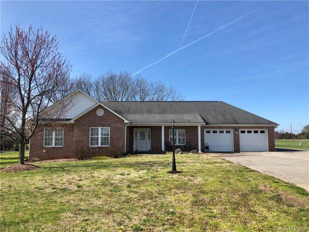 1011 Walnut Springs Court - Photo 1