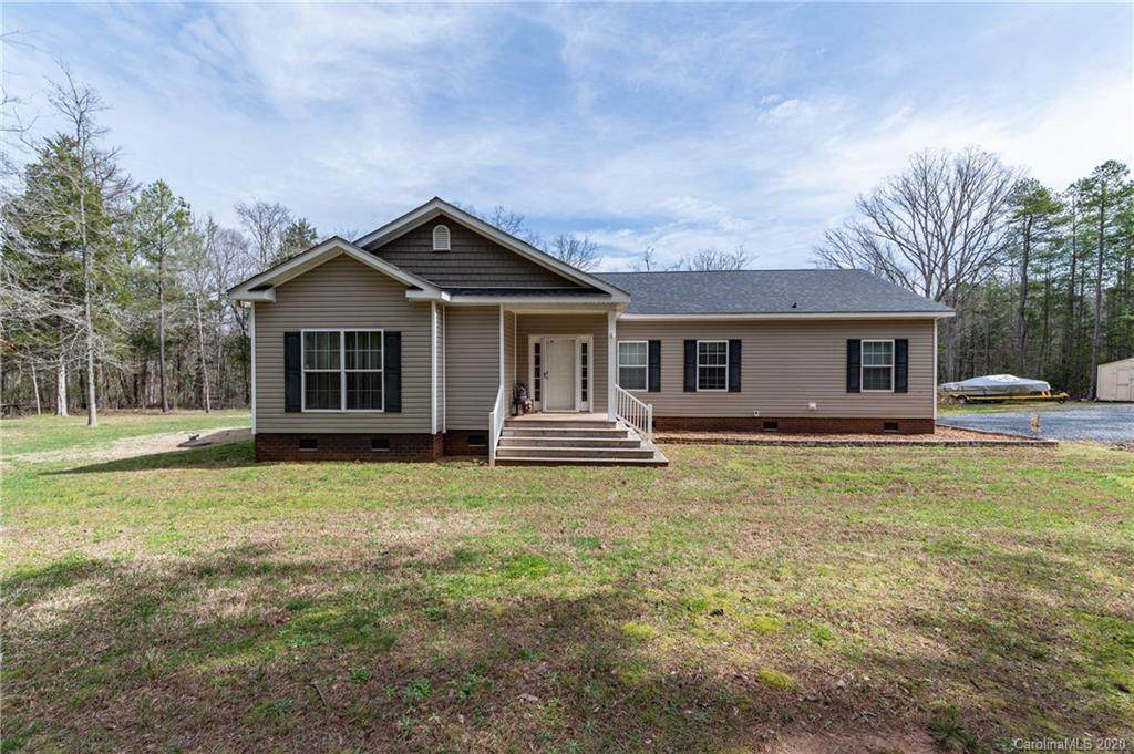 8009 Waxhaw Creek Road - Photo 1