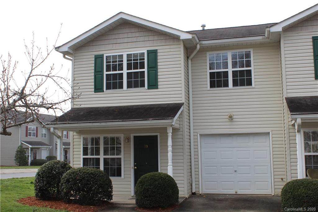 79 Wiltshire Circle - Photo 1