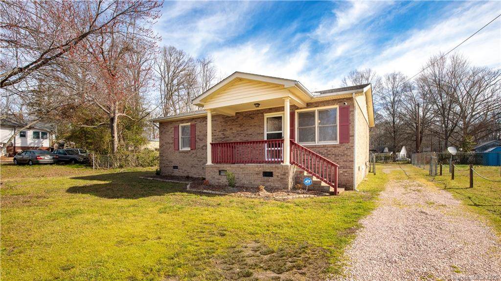 712 Laura Avenue - Photo 1