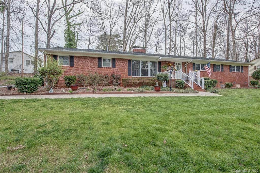 625 Eastwood Drive - Photo 1