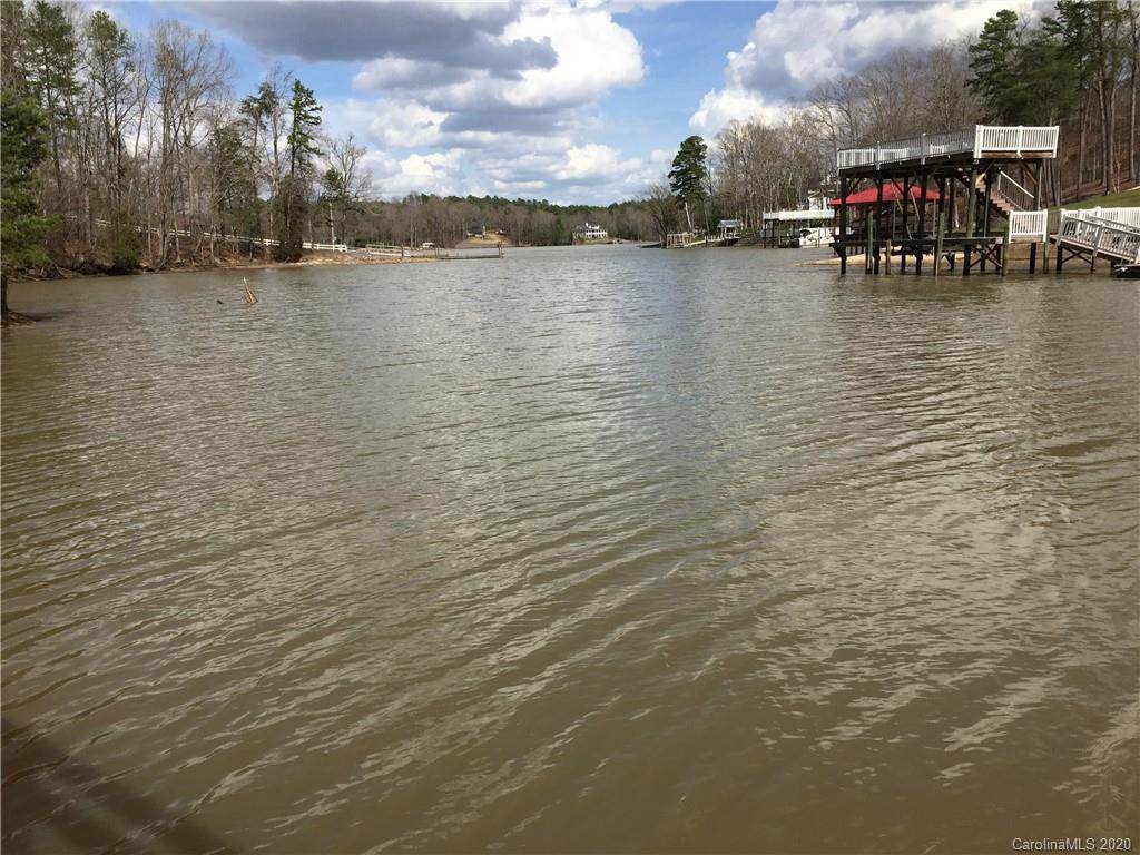 1590 Springpoint Road - Photo 1