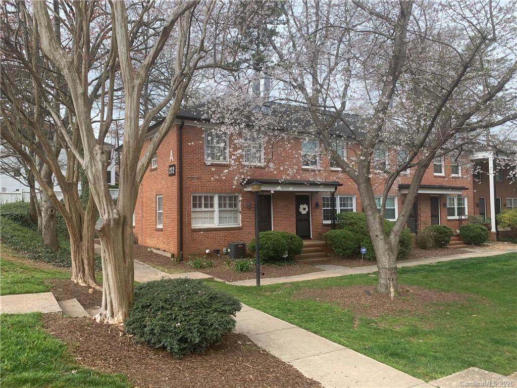 212 Laurel Avenue - Photo 1