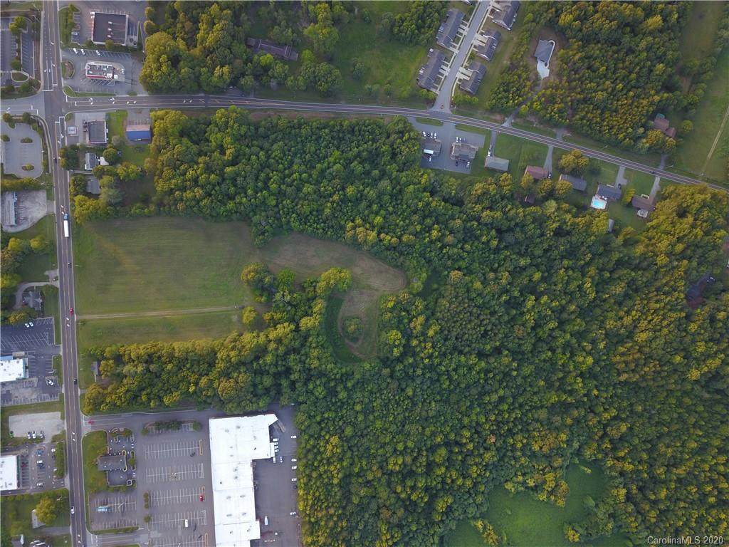 1163 Yadkinville Highway - Photo 1