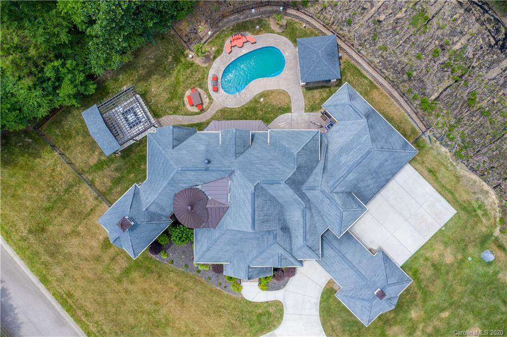 469 Countrywood Place - Photo 1