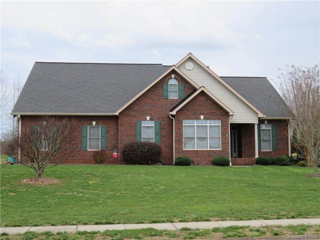 729 Cedar Hill Drive - Photo 1 729 Cedar Hill Drive - Photo 1