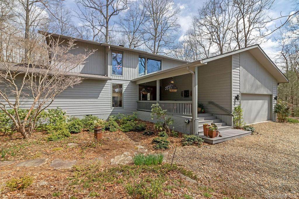 300 Kildrummy Drive - Photo 1