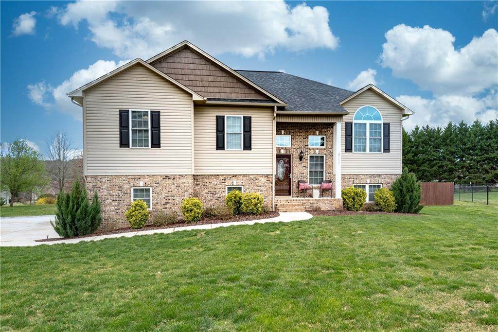 2151 Evergreen Drive - Photo 1