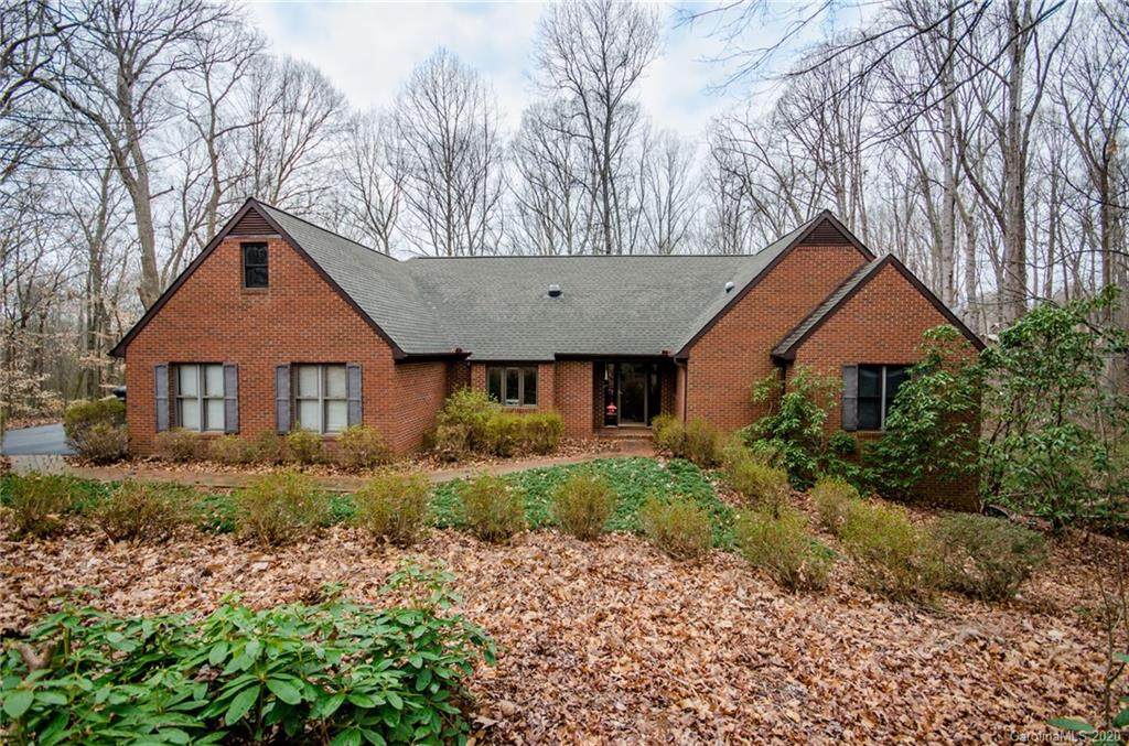 408 Florence Circle - Photo 1