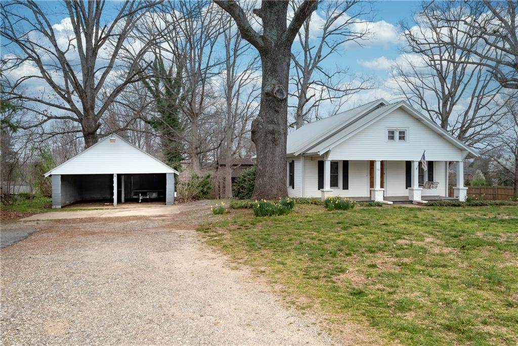 316 Cape Hickory Road - Photo 1