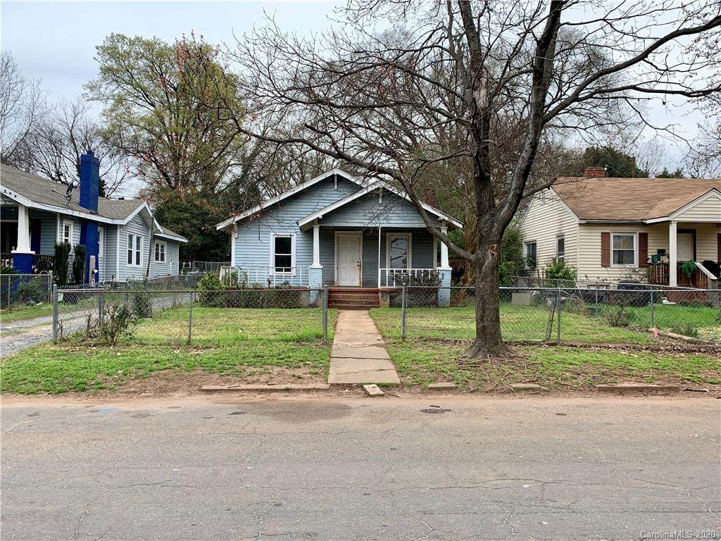 1216 Effingham Road - Photo 1