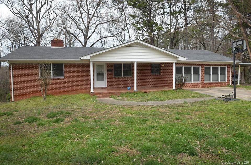 712 Valley Street - Photo 1