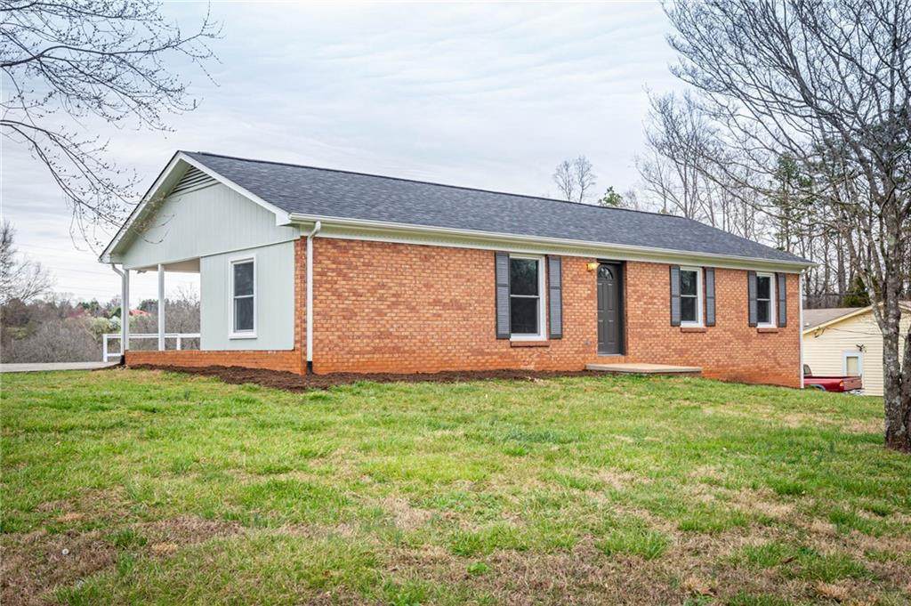 1576 Eastover Drive - Photo 1 1576 Eastover Drive - Photo 1