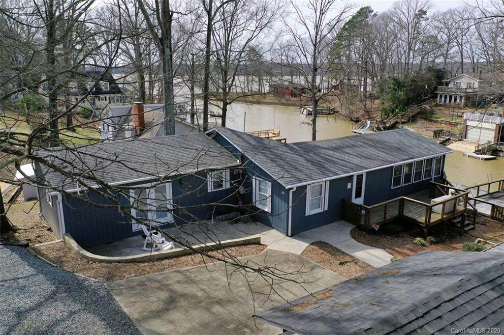581 Shoreline Drive - Photo 1