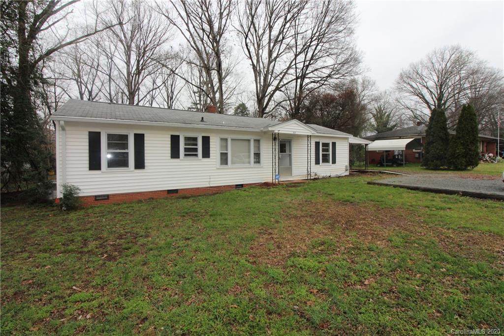 608 Summerow Road - Photo 1