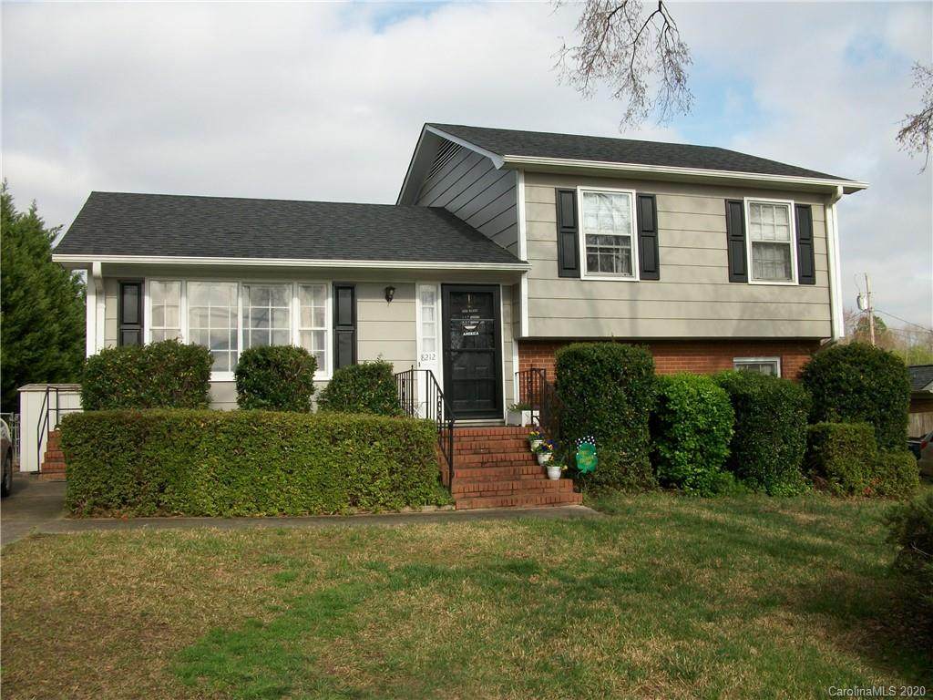 8212 Idlewild Road - Photo 1