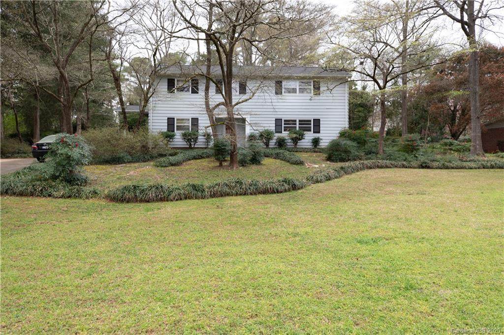 1583 Clarendon Place - Photo 1