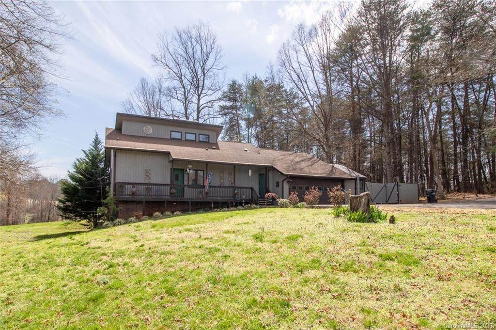 156 Links Drive - Photo 1