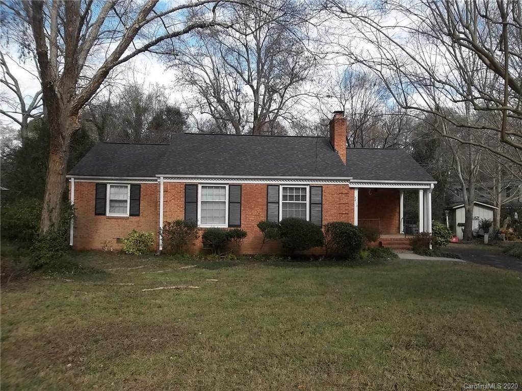 5815 Wedgewood Drive - Photo 1