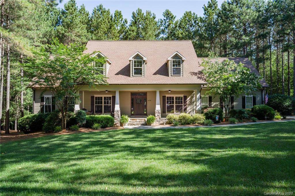 4936 River Hills Drive - Photo 1
