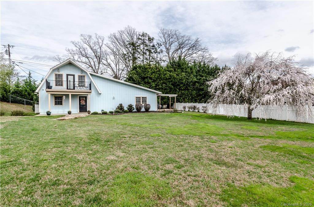 343 Watson Road - Photo 1