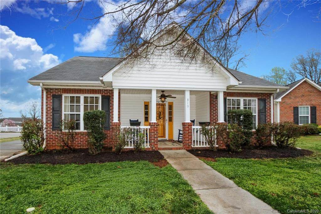 310 Llewellyn Street - Photo 1