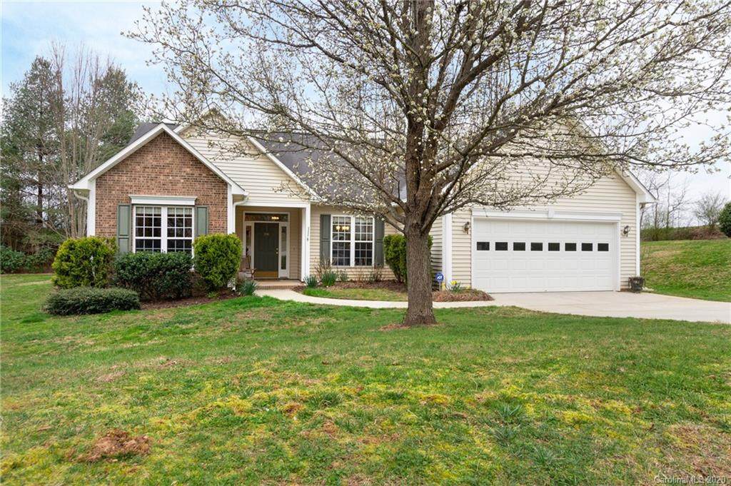 215 Farm Creek Drive - Photo 1