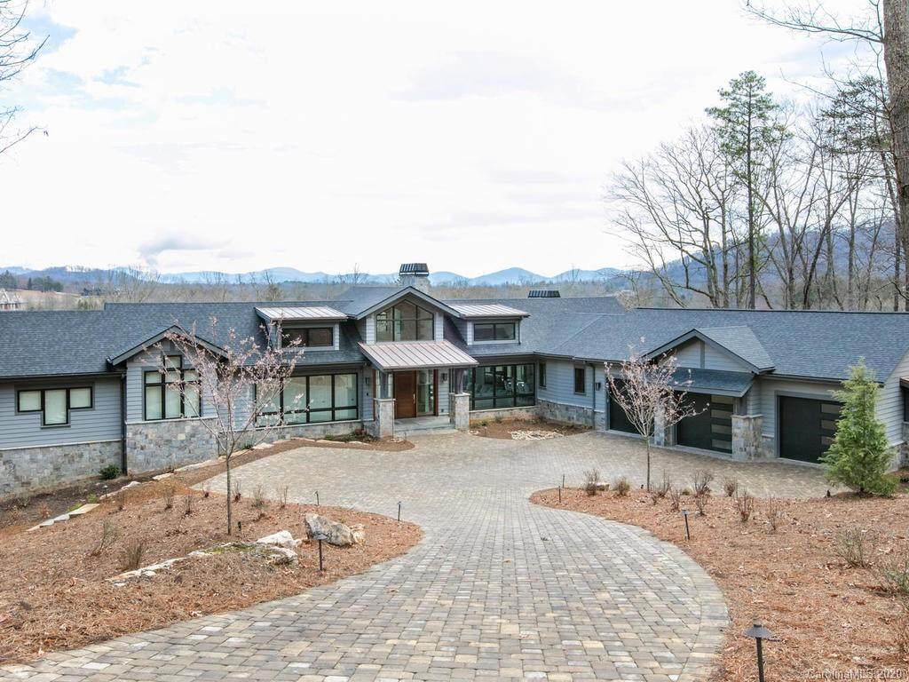 558 Walnut Valley Parkway - Photo 1