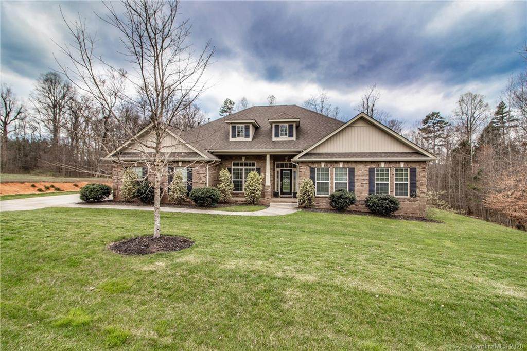 223 Mills Plantation Circle - Photo 1