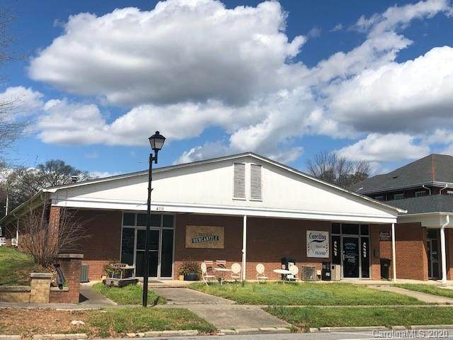 411 Main Street - Photo 1
