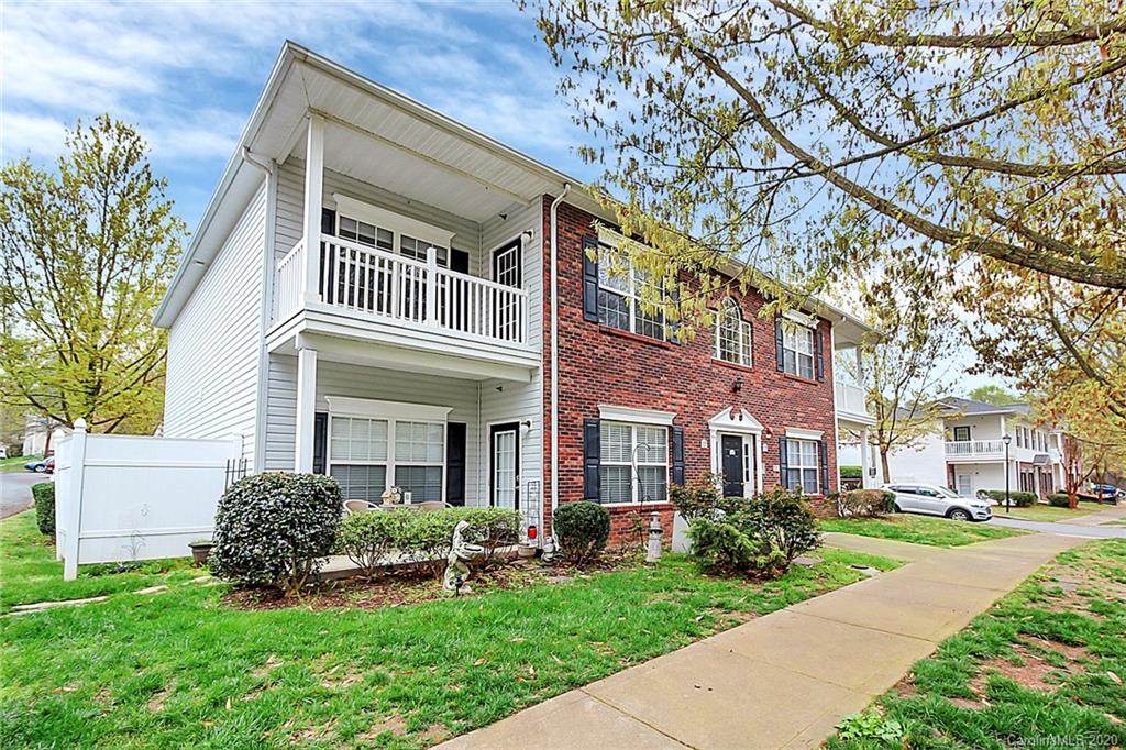 21538 Aftonshire Drive - Photo 1