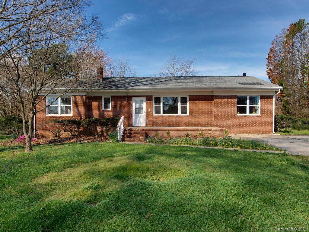 5045 Dogwood Place - Photo 1