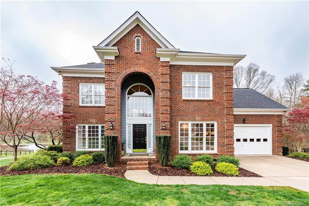5047 Hickory Lake Lane - Photo 1