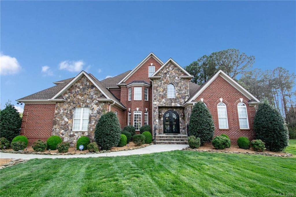9003 Skipaway Drive - Photo 1