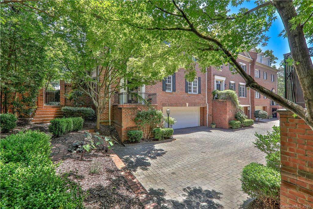 320 Laurel Avenue - Photo 1