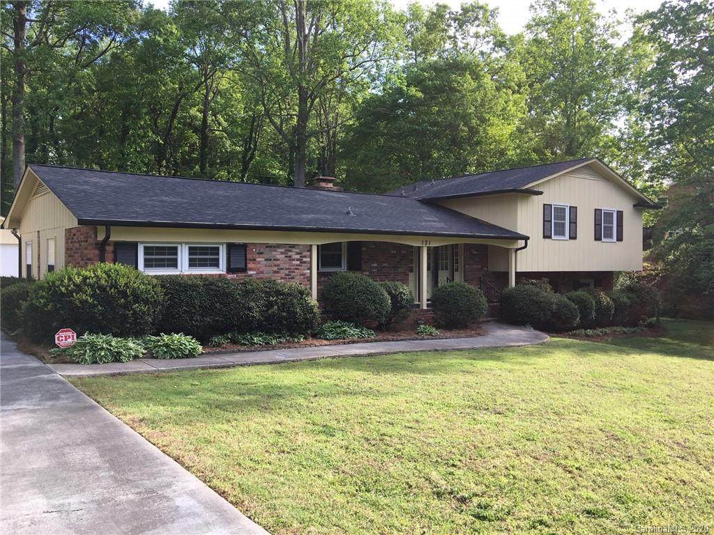 121 Brooklain Drive - Photo 1 121 Brooklain Drive - Photo 1