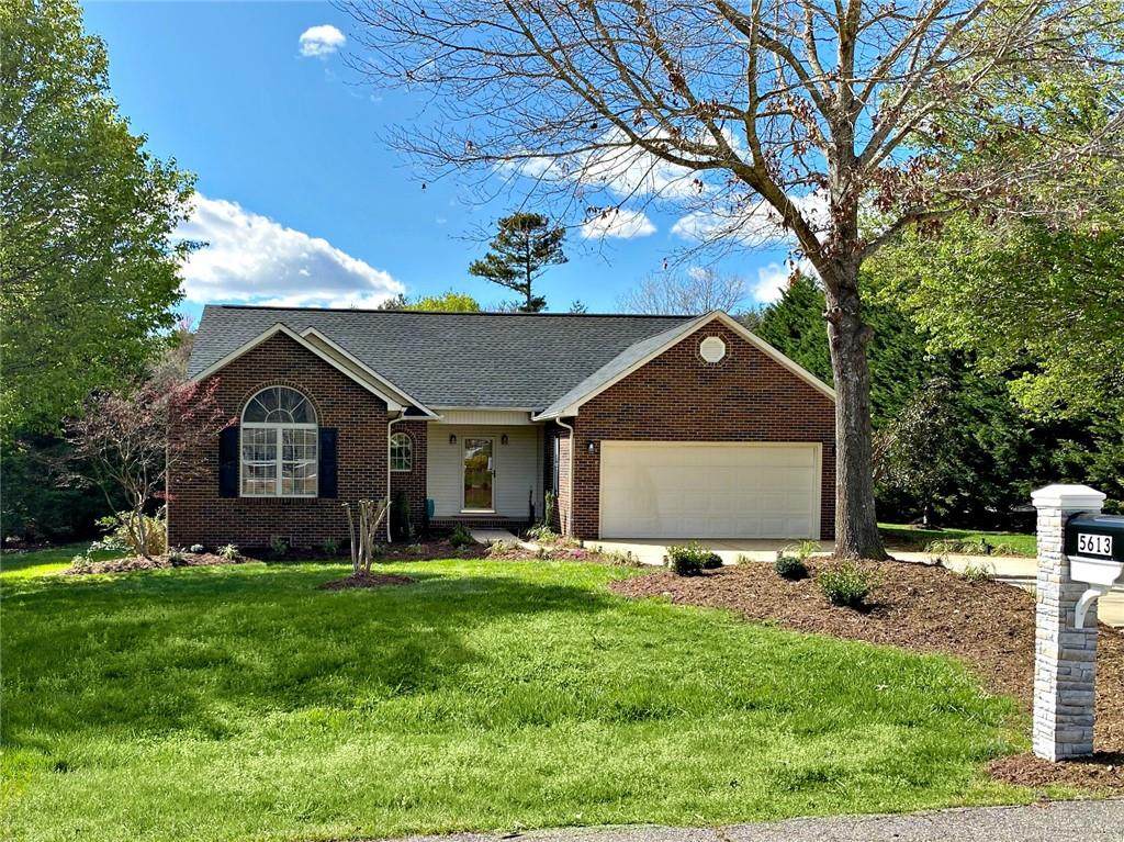 5613 Creek Point Drive - Photo 1