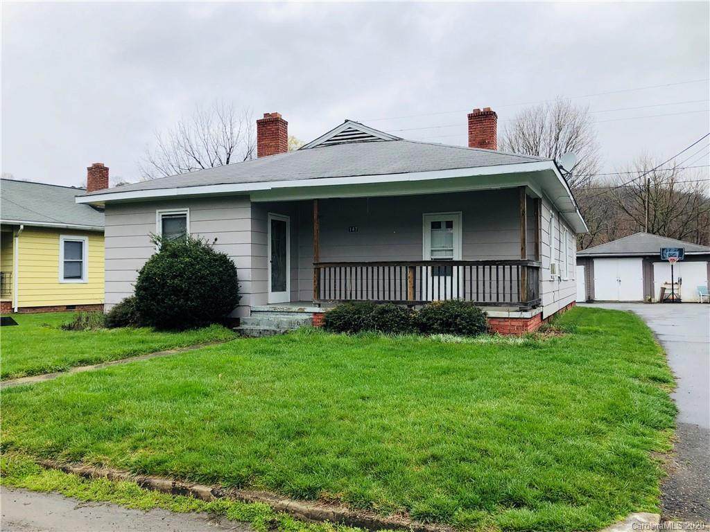 147 A & B Edwards Avenue - Photo 1