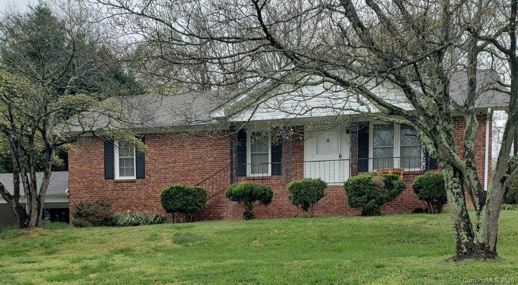 1017 Hoke Street - Photo 1
