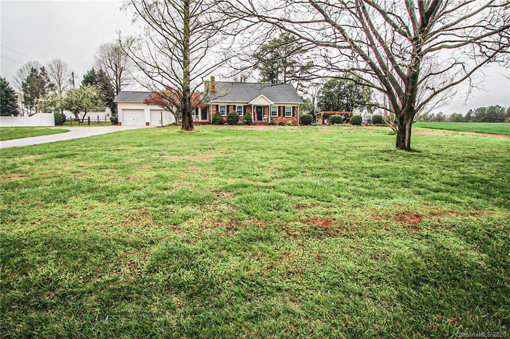 411 Dameron Road - Photo 1