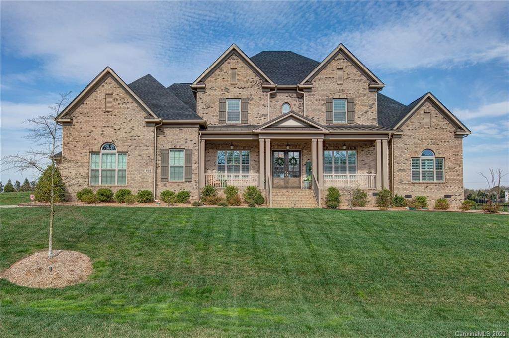 608 Winter Wheat Court - Photo 1
