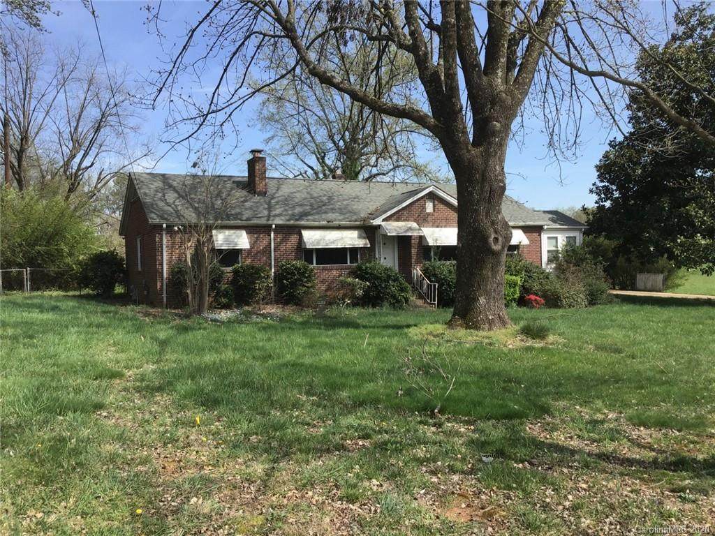 4900 Beatties Ford Road - Photo 1